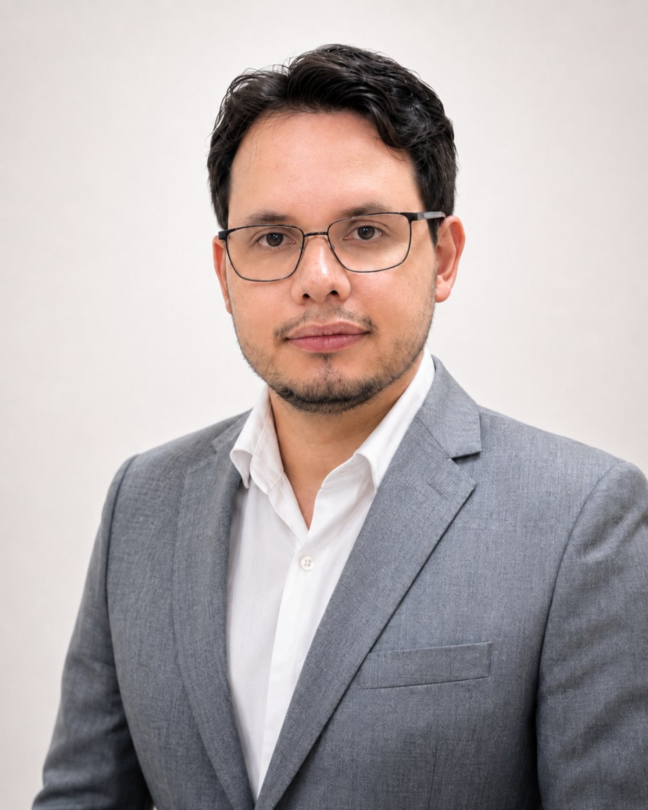 Dr. Guilhermes Cavalcante, neurologista com formação no Hospital das Clínicas